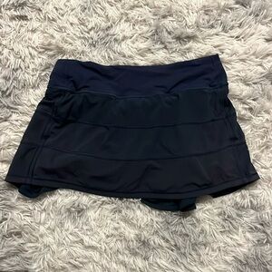 Navy blue lululemon pace rival skirt